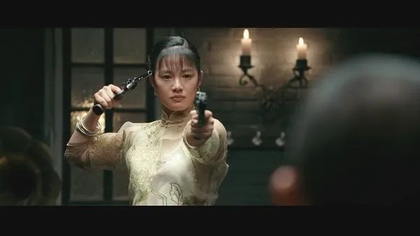 股票配资门户平台社区 有的人为什么讲不通道理？不是他固执，而是你碰到了“低维防御”